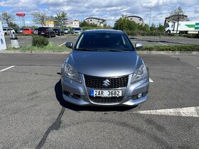 Kizashi 2,4 4WD - 2