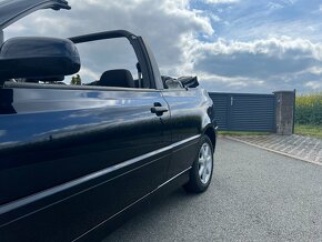 Volkswagen Golf 3.5 Cabrio - 2