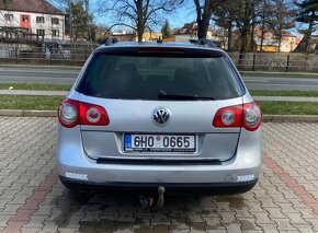 Volkswagen Passat B6 - 2