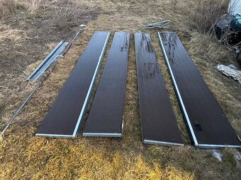 Dvojité sekční garážová vrata 485cm x 215cm - 2