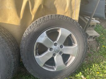 Jeep Grand Cherokee - 2