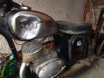 ČZ 175 typ 450/05 - 2