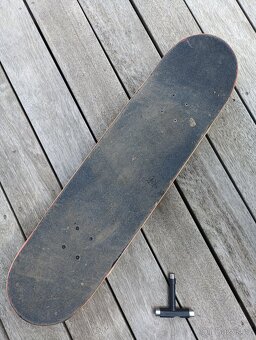 prodám Skateboard Cruiser - 2