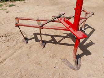 Kypřič půdy radličkový za malotraktor - 2