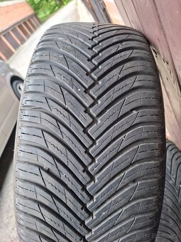 Celoroční pneu Maxxis Premitra 215/50R18 92W - 2