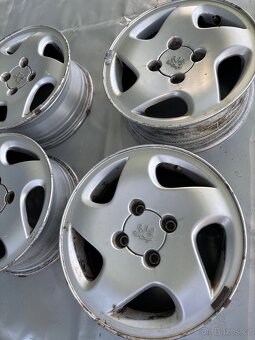 Peugeot 4x108 r13 - 2