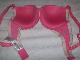 NOVÁ vyztužená push-up podprsenka Body Flirt 75 C - 2