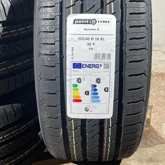 Uplně nové letní pneu 225/40 R18 92Y PointS - 2