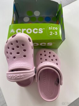 Crocs littles 2-3 - 2