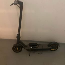 2x Koloběžka ninebot Segway - 2