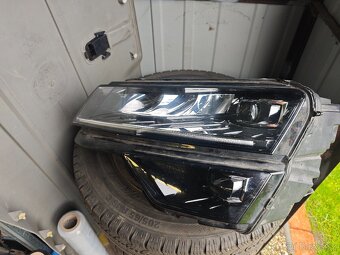 Světlomety full led škoda Karoq 57b941016D - 2