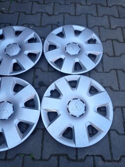 Kryty kol Mitsubishi 16' - 2
