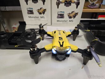 M5 dron s duální HD kamerou, boxem a příslušenství - 2