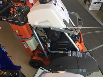 Podlahové pily Husqvarna FS524 - 2
