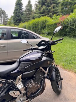 Yamaha mt 07 - 2