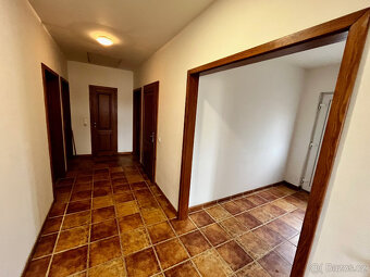 Prodej rodinného domu 156 m², pozemek 2025 m²(další stav poz - 2
