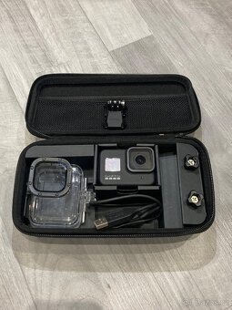 GoPro hero 8 black + příslušenství + Neewer příslušenství - 2