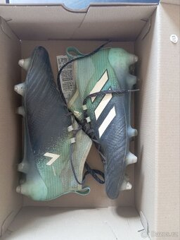 Kopacky Adidas 41 + 1/3 zelezny koliky - 2