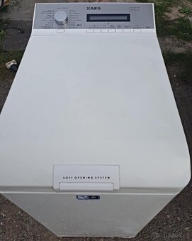 PRACKA AEG,HORNI PLNENI,6KG,DISPLEJ,VELMI ZACHOVALA - 2