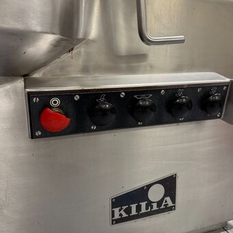 Řeznický kutr Kilia SK50 2000S - 2