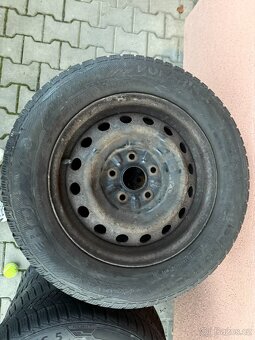 Zimní sada na Toyota Auris 195/65R15, 5x114,3 - 2