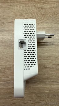 Wi-Fi extender TP-Link RE330 AC1200 - 2