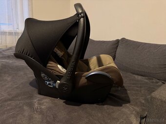 Autosedačka Maxi Cosi - 2