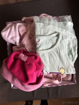 Mix oblečení pro holčičku - 2