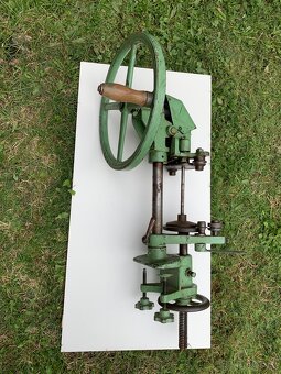 Ruční zavírač plechovek - 2