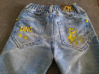 Kraťasy s regulací v pase vel. 116 - 2