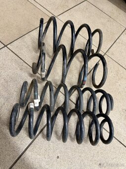 Originál pružiny na VW Golf 7R - 2