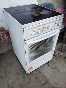 sklokeramický sporák Mora - 2