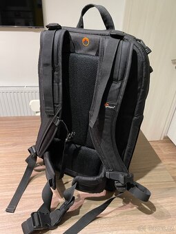 Foto batoh LOWEPRO - 2