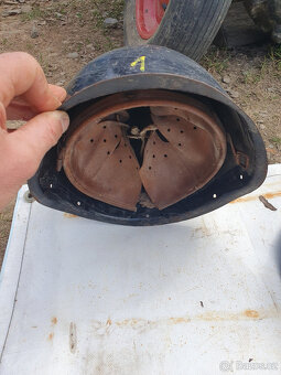 hasičské přilby, helmy - 2