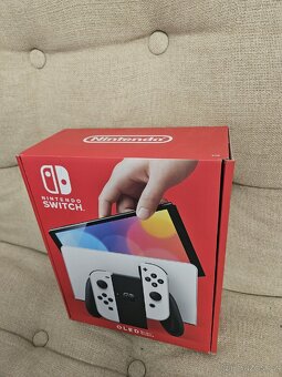 Nintento Switch (model OLED), barva: bílá, 7palcový displej - 2