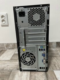 Stolní PC HP - 2