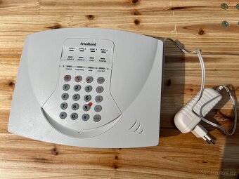 Kompletní domovní alarm Friedland - bezdrátový (super stav) - 2