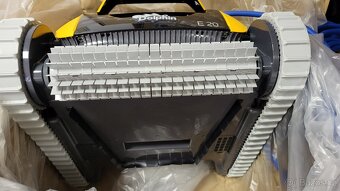 Dolphin e20, bazénový vysavač, Pc 22800 Kč,+ tester na Ph Ch - 2