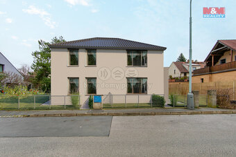 Prodej rodinného domu, 170 m², Praha, ul. Kobyliská - 2