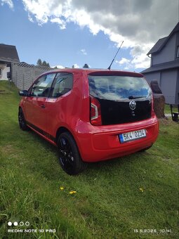 VW UP 1.0i nová STK - 2