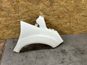 Pravy blatnik Ford C-Max 2010-2014 - 2