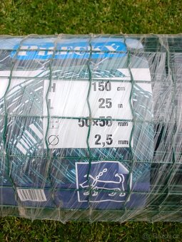 Svařované pletivo Pilonet heavy, sloupky, oplocení Pilecký - 2