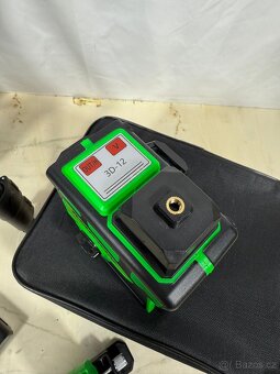 Laserová vodováha 3D se stativem - 2