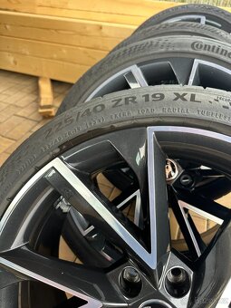 Alu kola Vega 19 Karoq včetně pneu continental 225/40/ZR19 - 2