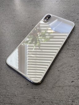 iPhone XS 64Gb - 2