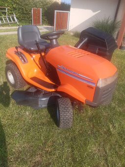 Zahradní traktůrek Husqvarna LT 135 - 2