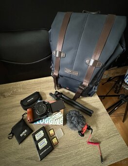 Prodám fotoaparát Sony ZV1 s příslušenstvím (sleva 8 000 Kč) - 2