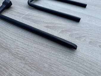 Volha Gaz Uaz, originální původní klíče na kola - 2