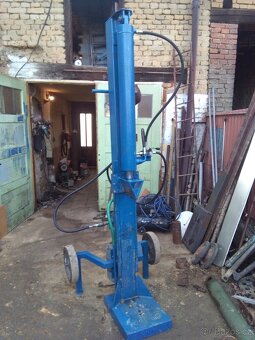 Hydraulická štípačka - 2