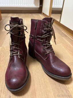 NOVÉ zimní dámské boty Mustang vel.49 - 2